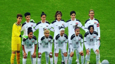 استعدادا لبطولة آسيا.. سيدات العراق لكرة القدم يجرين وحدة تدريبية في إيران