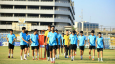 اللاعبون قاطعوا التدريبات.. الصقور يواجه أزمة كبيرة سببها “المستحقات المالية”