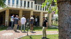 سماء مغلقة وتأشيرات مرفوضة.. عراقيون عالقون في جورجيا  يطالبون بإعادتهم وفي لبنان يناشدون: أنقذونا قبل القصف