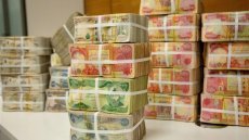 المالية النيابية: ضغوط أمريكية تعرقل صرف رواتب الحشد الشعبي