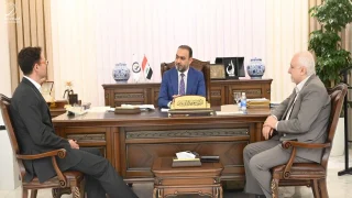 رئيس هيأة الإعلام والاتصالات يستقبل وفد وزارة الاتصالات و(فودافون) العالمية لبحث مراحل تشغيل الشركة الوطنية للهاتف النقال