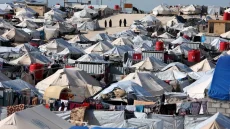 خبير أمني: مخيم الهول يحتوي على أسلحة وشبكات لبيع الأعضاء البشرية