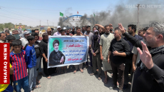متظاهرون غاضبون يقطعون طريقاً مهماً في ديالى