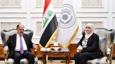 وزير المالية تبحث مع نقيب الصحفيين دور الإعلام في دعم البرامج الاقتصادية                        