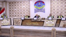 في كلية القانون بالموصل.. وزير وإبنه يحصدان الشهادة بلا امتحان ولا حضور.. هل يعلم رئيس الحكومة ما يفعل الوزراء تحت عباءته؟