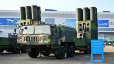 إسرائيل تضغط سياسيا لاحتواء خطط مصرية للتسلح