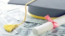 دكاكين الجامعات تواجه الفضيحة.. التشريع يطارد الشهادات المزوّرة ويرفع سيف المعايير