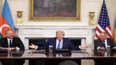 كيهان الإيرانية تدعو لإغلاق مضيق هرمز ردا على ممر ترامب