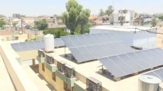 نصب أكثر من 300 منظومة طاقة شمسية في المدارس