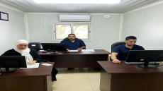 الحشد أخذ المبنى و”الحكومة تناشد الحكومة”.. دائرة رسمية يديرها 3 موظفين وتنجز اعمالها في كرفان !