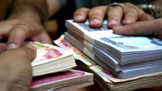 تحذير نيابي: المساس بالرواتب قد يفجر الشارع العراقي مجدداً