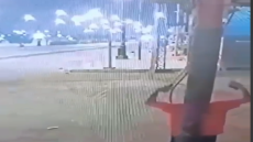 شرطة ميسان .. بوقت قياسي القبض ثلاثة أفراد يشكلون عصابة تمتهن سرقة الأسلاك الكهربائية . ميسان _