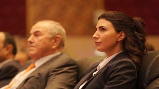 سارة إياد علاوي تفوز بمقعد نيابي مستفيدة من نظام الكوتا بدلاً عن حسن الخفاجي