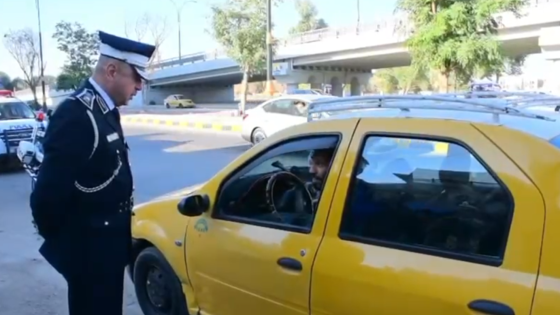 بالفيديو : الفريق الدكتور عدي سمير الحساني مدير المرور العام : خلال جولاته الميدانية لرصد المخالفات نهيب بكافة الاخوة سائقي المركبات الالتزام بالتعليمات المروريه لسلامتهم وسلامة مستخدمي الطريق