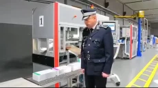 مدير المرور العام يدعو مالكي المركبات التخصصية والزراعية والإنشائية إلى مراجعة دوائر التسجيل لتثبيت اللوحات