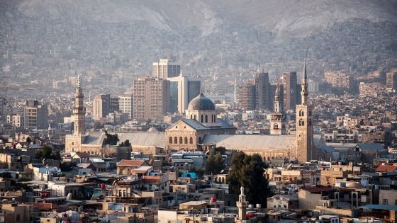 الحوكمة المحلية في سورية ما بعد الأسد: نموذج دولة هجينة للمستقبل؟