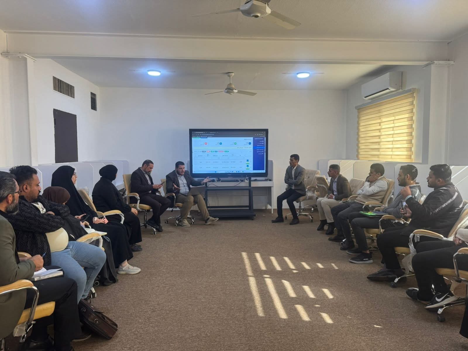 جامعة الفرات الأوسط التقنية تنظم ورشة عمل حول آليات منصة منحة الرعاية الاجتماعية / أوس ستار الغانمي 3 WhatsApp Image 2025 12 16 at 12.00.50 PM.jpegلل