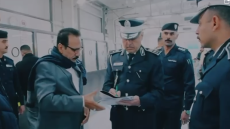 بالفيديو : مدير المرورالعام الفريق الدكتور عدي سمير حليم يتفقد مواقع مرور الحسينيه لتسجيل المركبات ويتابع انجاز معاملات المواطنين ومراحل البناء والاعمار لتطوير البنى التحتيه لهذه المواقع الخدمية لجميع مواطنينا الكرام ،