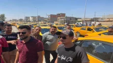 سائقو أجرة بغداد – كركوك يتظاهرون احتجاجاً على تجاوزات السيارات الخصوصية