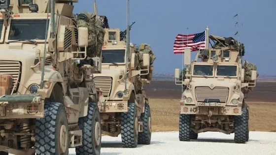 تحركات مريبة.. القوات الأمريكية تؤمن معداتها الثقيلة داخل عين الأسد غربي الانبار