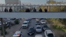 بالفيديو  حالات الوقوف الممنوع و الكثافات والعقد التي تسبب ازدحامات في حركة السير تم تشخصيها ومعالجتها خلال جولة مدير المرور العام والذي اشرف شخصيا من قبله على تنظيم انسيابية السير ،