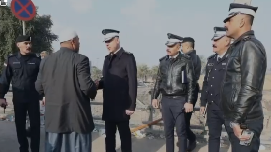 ⭕️ بالفيديو مدير المرور العام وخلال جوله ميدانيه يلتقي بالمواطنين ويتابع حركة السير والمرور في العاصمة بغداد