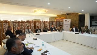 العامري يشارك في ورشة تناقش التلوث البيئي والتغيّر المناخي في البصرة