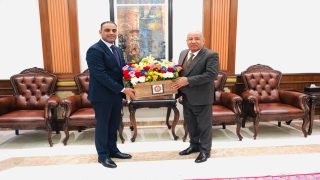 العامري يهنئ رئيس محكمة استئناف البصرة بمناسبة يوم القضاء العراقي