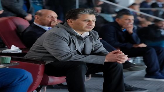 وسط حملة منظمة وممنهجة تستهدف رئيس اللجنة الأولمبية الدكتور عقيل مفتن، يواصل بعض المرتزقة شن هجماتهم عبر صفحات الفيسبوك