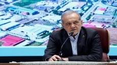 الرئيس الإيراني: راتبي ألف دولار في الشهر