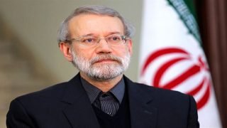 الرئيس الإيراني: الانتقام والثأر لاغتيال المرشد يعد واجباً وحقاً مشروعاً لنا ولاريجاني: .. سنضرب أمريكا وإسرائيل بقوة جديدة