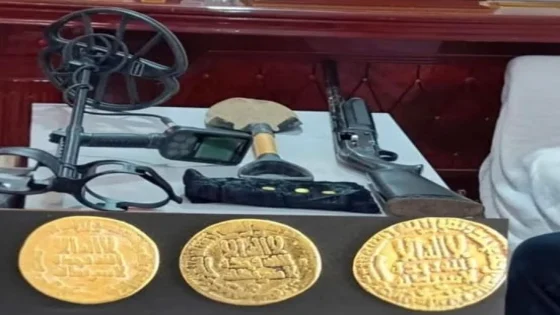 الإطاحة بأخطر شبكة للمتاجرة وتهريب العملات الأثرية في جنوب العراق