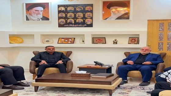 قدّم نائب محافظ البصرة، ماهر إبراهيم العامري، واجب العزاء إلى القنصلية العامة للجمهورية الإسلامية الإيرانية، معبّراً عن تعازيه للجمهورية الإسلامية باستشهاد المرشد الأعلى للثورة الإسلامية، السيد علي خامنئي.