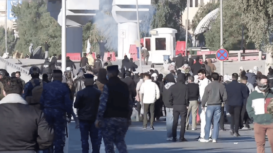 إسبانيا تحذر مواطنيها بالعراق: الفصائل في حداد.. احذروا المعلق واقتحام سفارة أميركا