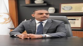 العامري يعلن تمويل رواتب العقود المتأخرة في البصرة لأكثر من ثلاثة أشهر