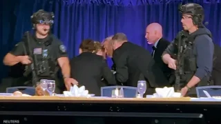 توتر وهلع وسط القاعة..تعثر ووقع.. لحظة إخراج ترامب من حفل البيت الأبيض بعد الهجوم ولحظة إطلاق النار