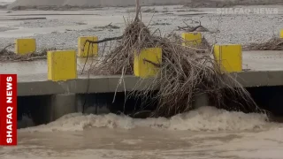 سيول تجرف شاحنة محمّلة بـ”فول الصويا” شرق صلاح الدين