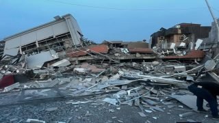 حادثة انهيار المبنى.. مجلس كركوك يكشف عن مخالفات “قانونية” ويتوعد المسؤولين: استهتار بالأرواح