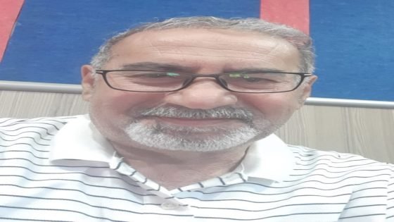 قصيدة للدكتور سعدي عبد الكريم بمحاذاة إشارة المرور