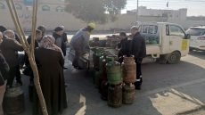 اختفاء الغاز في 13 محافظة.. خوف العراقيين من هرمز أغلق محطات الحكومة وخلف طوابير طويلة واختفى الباعة المتجولون