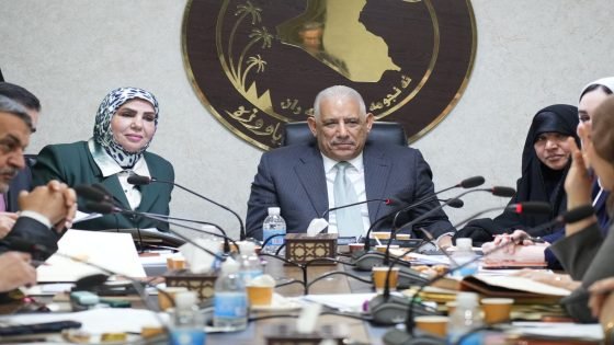 الكهرباء النيابية تبحث تحديات الصيف وعقود الطاقة
