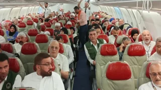 انطلاق أولى رحلات الحج من مطار بغداد نحو المدينة المنورة