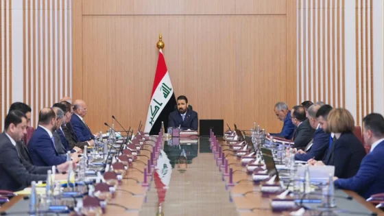 مستنداً لقرار المحكمة الاتحادية.. طلب برلماني للزيدي بإلغاء قرارات “حكومة تصريف الأعمال”