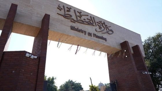 كذبة بيضاء ..نسبة الفقر والبطالة انخفضت 8% في العراق.. التخطيط تسلم البيانات للحكومة المقبلة