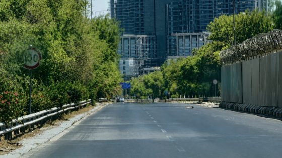 الحركة لحملة الباجات فقط..الخضراء فارغة بعد صولة الزيدي.. الدخول ممنوع والخروج بتفتيش دقيق