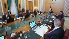 مجلس الوزراء يعيد ربط إدارة المطارات بالملاحة الجوية