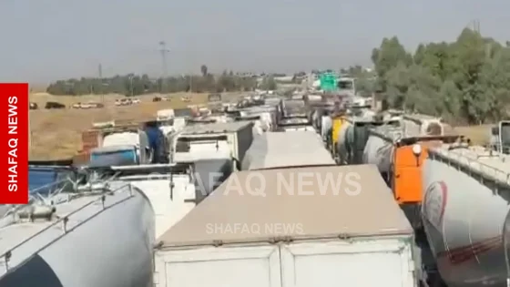 سائقو شاحنات يغلقون طريقا حيوياً في كركوك وفلاحو الأنبار والمثنى يتظاهرون