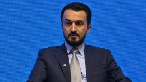 وزير الاتصالات يعلن إحالة شركتين للقضاء لوجود فساد بمبالغ ضخمة