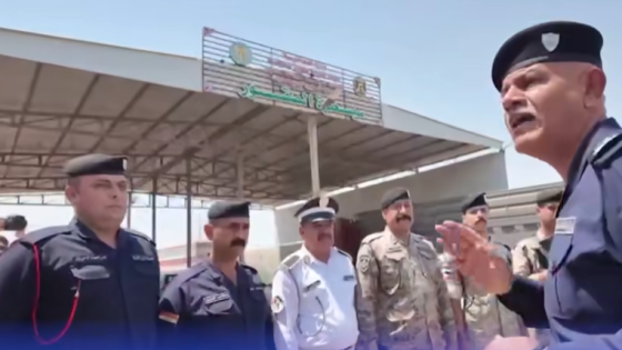 الزيدي يفتش سيارات الشرطة والحشد ويلغي الطريق العسكري في الأنبار