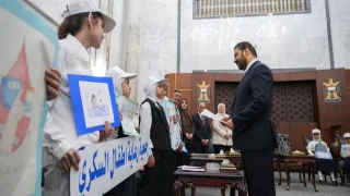 الزيدي يوجه بتأمين علاجات وأجهزة أطفال السكري وتخصيص الأموال اللازمة